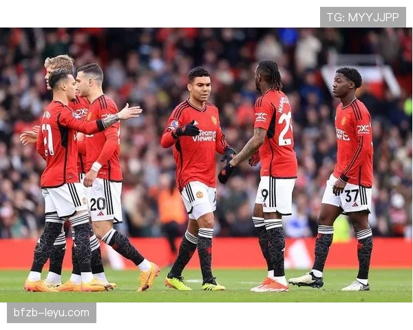 南安普顿球迷发起抗议,呼吁俱乐部重振辉煌 南安普顿球迷发起抗议,呼吁俱乐部重振辉煌