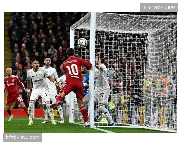 利物浦防线显著提升,争冠前景备受瞩目 利物浦防线显著提升,争冠前景备受瞩目