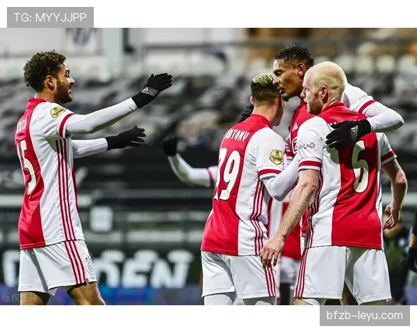 埃因霍温新赛季阵容焕然一新，年轻新星表现引人瞩目