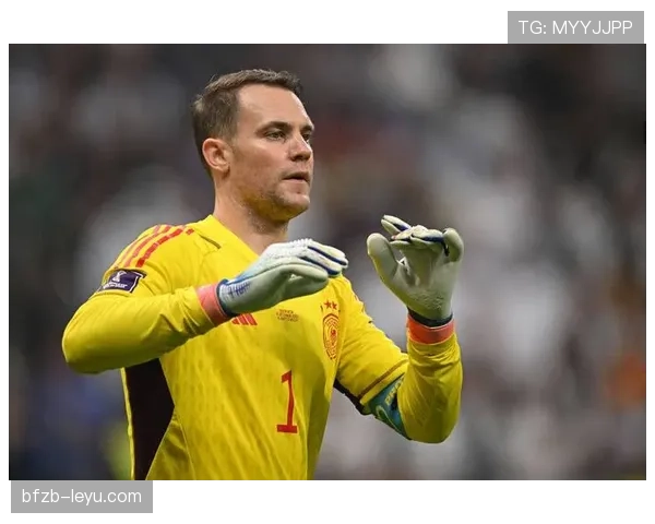 诺伊尔复出首秀表现稳健,为球队未来注入关键信心