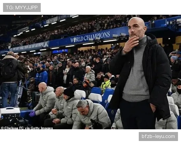 切尔西内忧外患！低迷状态暴露战术软肋，豪门地位岌岌可危